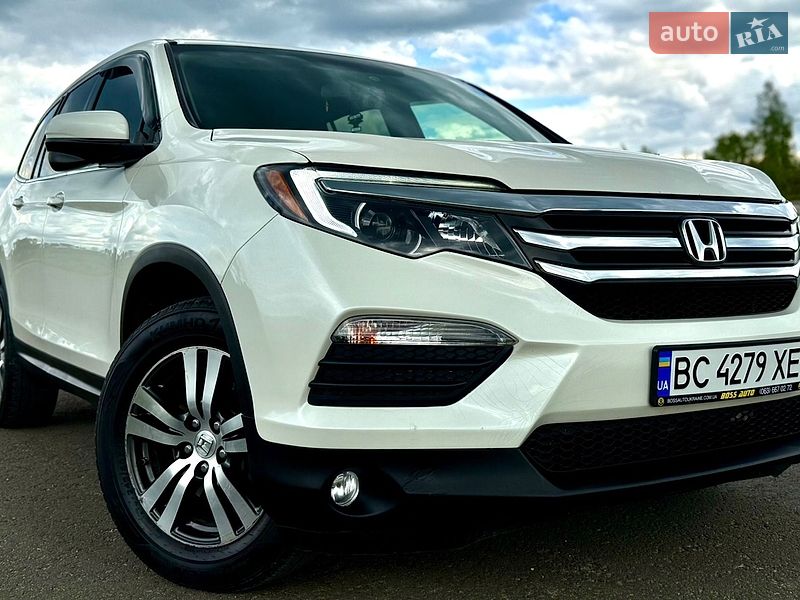 Позашляховик / Кросовер Honda Pilot 2017 в Трускавці