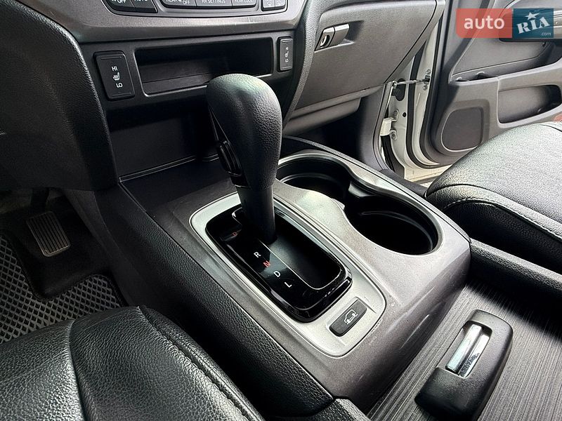 Позашляховик / Кросовер Honda Pilot 2017 в Трускавці