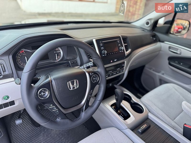 Внедорожник / Кроссовер Honda Pilot 2015 в Харькове