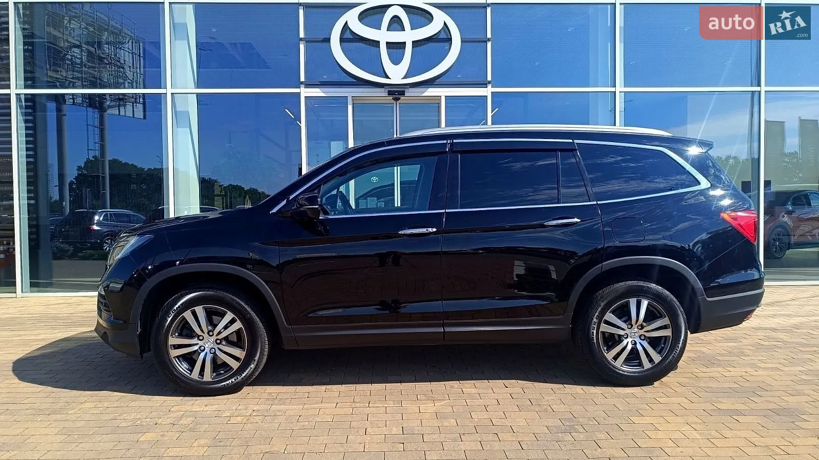 2017 Honda Pilot - мініатюра 3