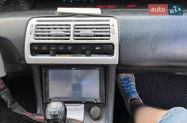 Купе Honda Prelude 1993 в 