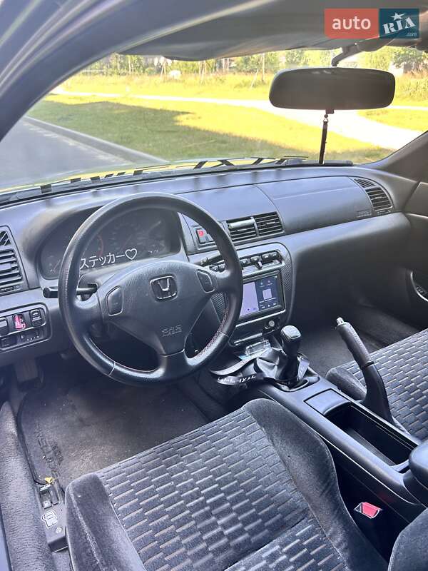 Купе Honda Prelude 1998 в Чернігові