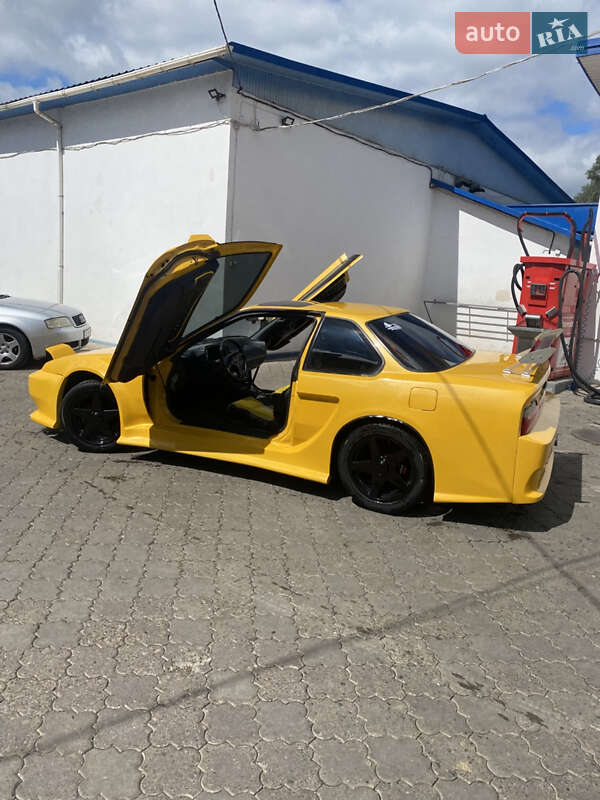 Купе Honda Prelude 1988 в Чернівцях фото 6 Купе Honda Prelude 1988 в Чернівцях