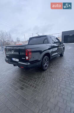 Пикап Honda Ridgeline 2020 в 