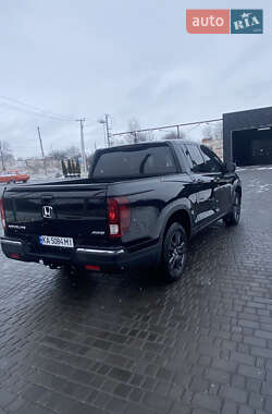 Пикап Honda Ridgeline 2020 в 