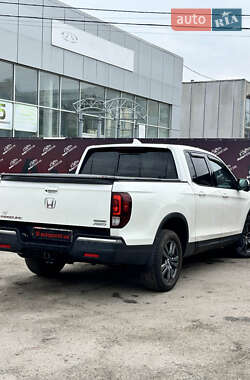 Пикап Honda Ridgeline 2017 в 