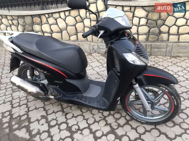 Скутер Honda SH 125 2009 в Делятине