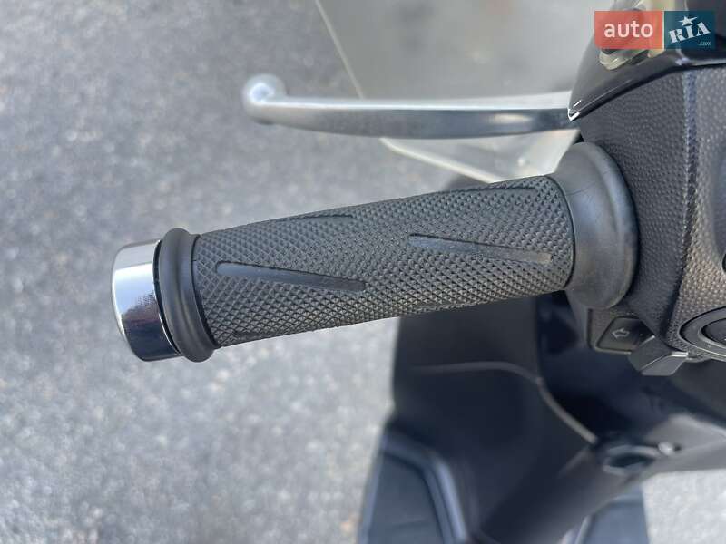Макси-скутер Honda SH 125 2015 в Днепре