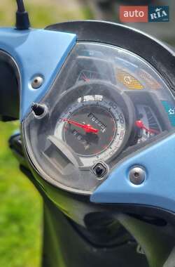 Максі-скутер Honda SH 150 2012 в 