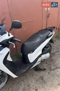 Макси-скутер Honda SH 150 2012 в 