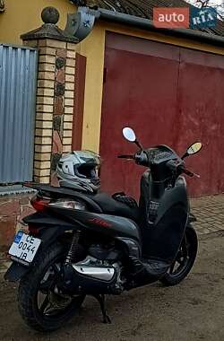 Скутер Honda SH 300i 2011 в Києві
