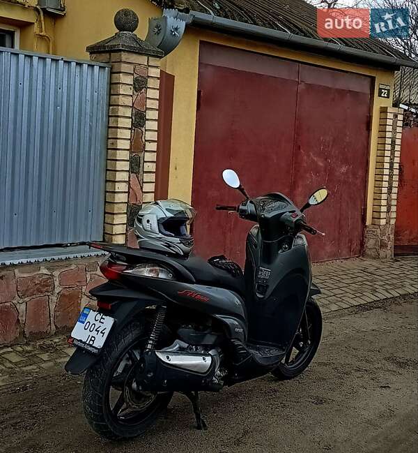 Скутер Honda SH 300i 2011 в 