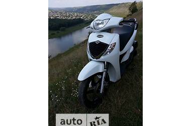 Макси-скутер Honda SH 50 2006 в Залещиках