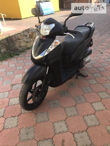 Honda SH