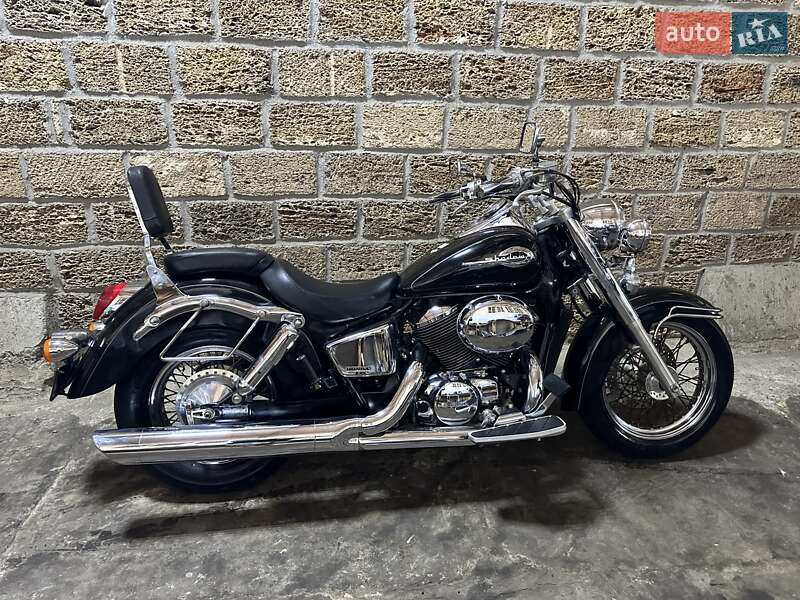 Мотоцикл Классик Honda Shadow 400 2004 в Одессе