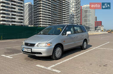 Минивэн Honda Shuttle 1997 в 