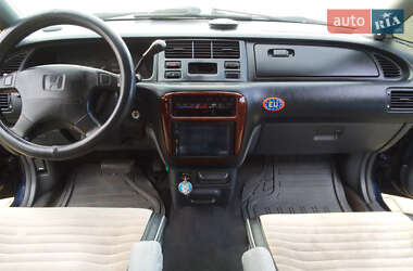 Минивэн Honda Shuttle 1997 в 