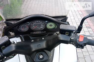 Макси-скутер Honda Silver Wing 400 2005 в Нововолынске