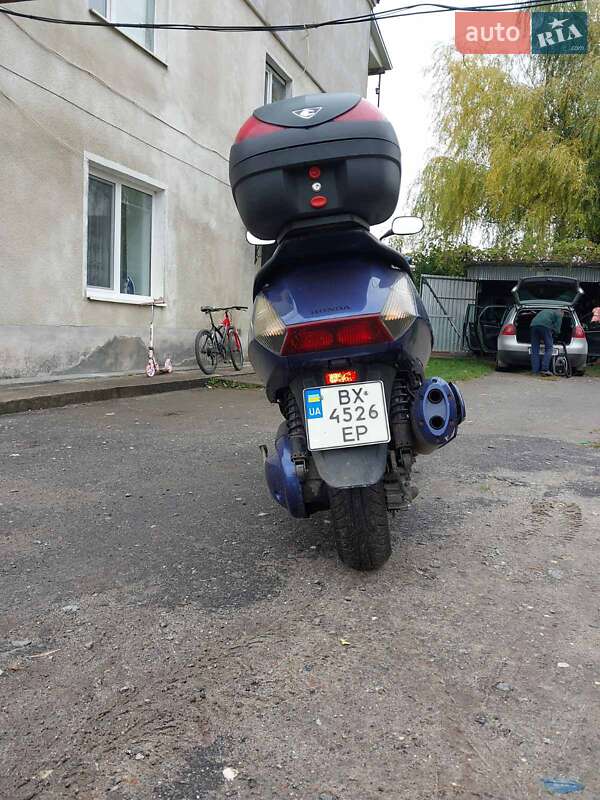 Макси-скутер Honda Silver Wing 400 2008 в Красилове