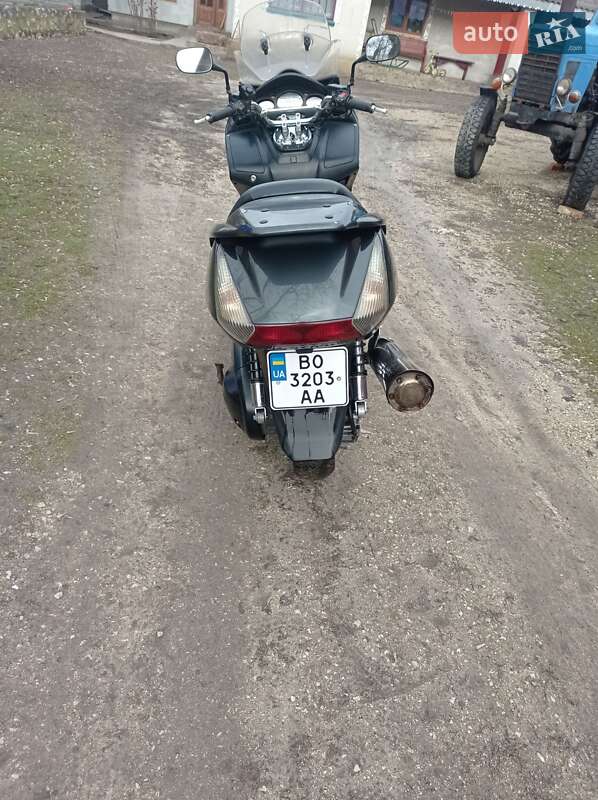 Макси-скутер Honda Silver Wing 600 2001 в Тернополе