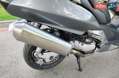 Макси-скутер Honda Silver Wing 600 2001 в 