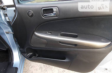 Универсал Honda Stream 2003 в 