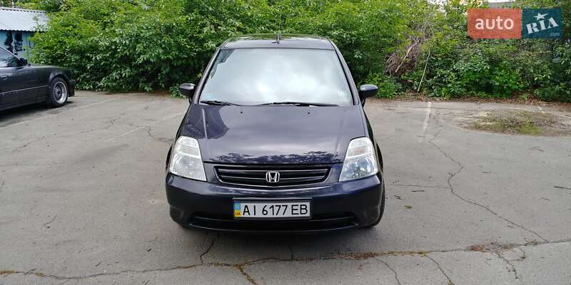 Минивэн Honda Stream 2003 в Косове