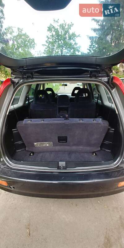 Минивэн Honda Stream 2003 в Косове