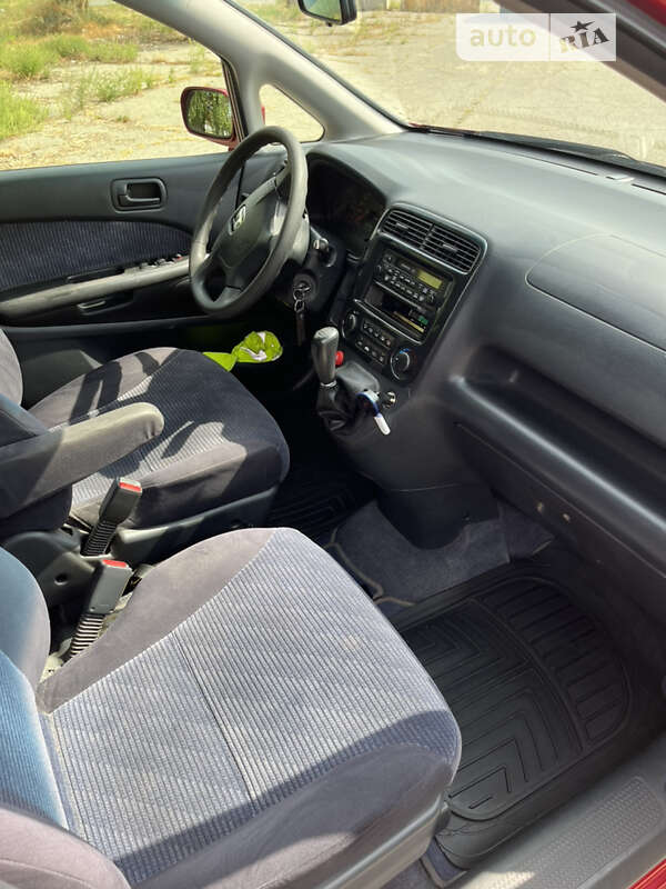 Минивэн Honda Stream 2001 в Полтаве фото 33 Минивэн Honda Stream 2001 в Полтаве