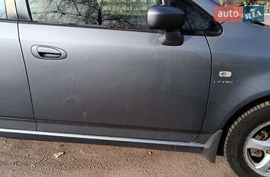Минивэн Honda Stream 2004 в 