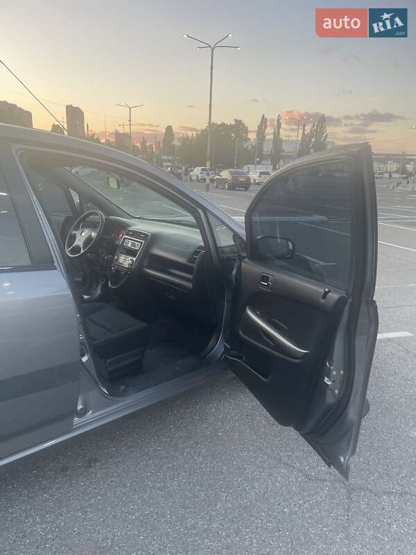 Мінівен Honda Stream 2004 в Києві