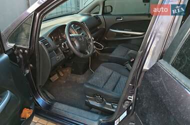 Минивэн Honda Stream 2005 в 