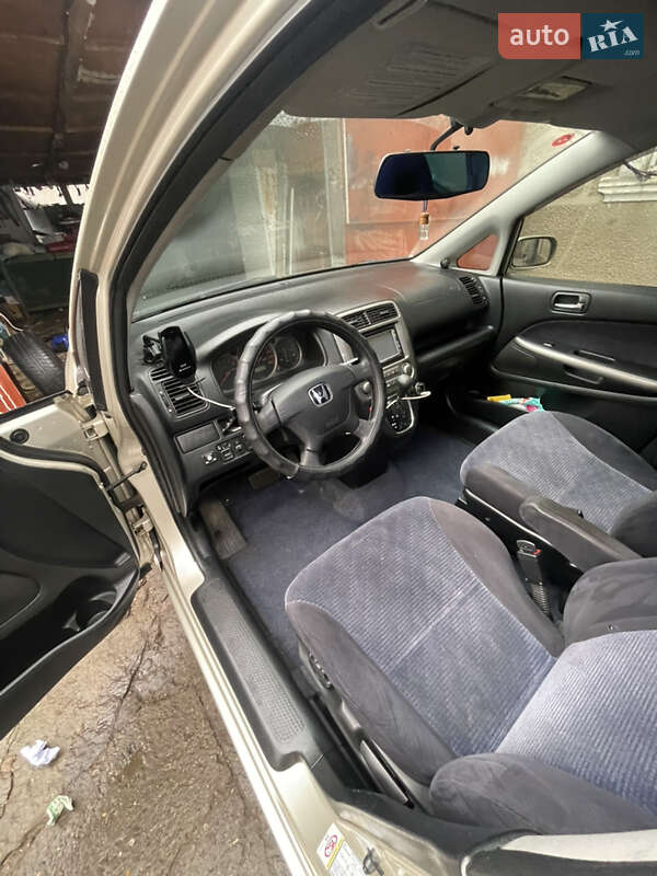 Минивэн Honda Stream 2003 в Березовке фото 18 Минивэн Honda Stream 2003 в Березовке