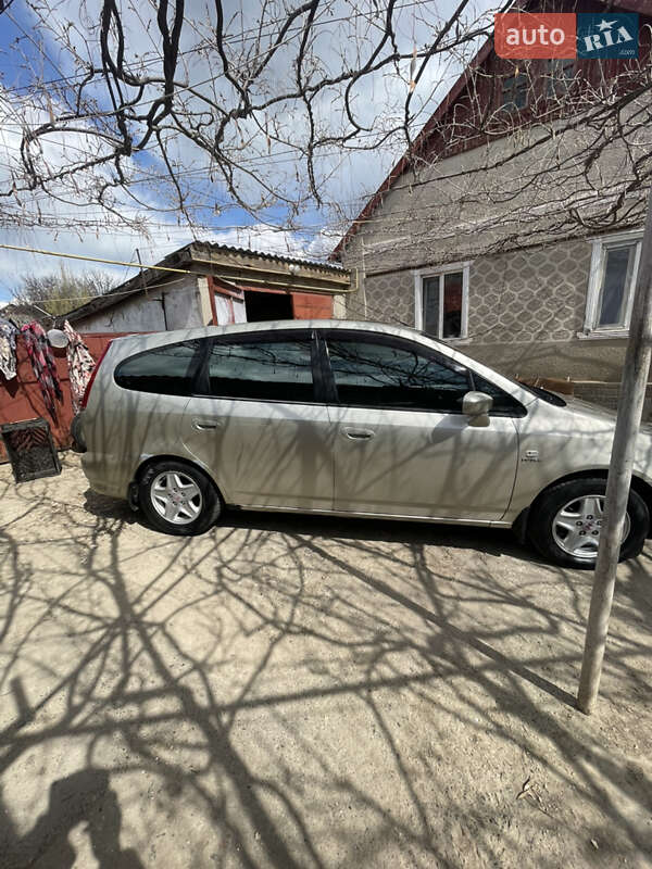 Минивэн Honda Stream 2003 в Березовке фото 27 Минивэн Honda Stream 2003 в Березовке