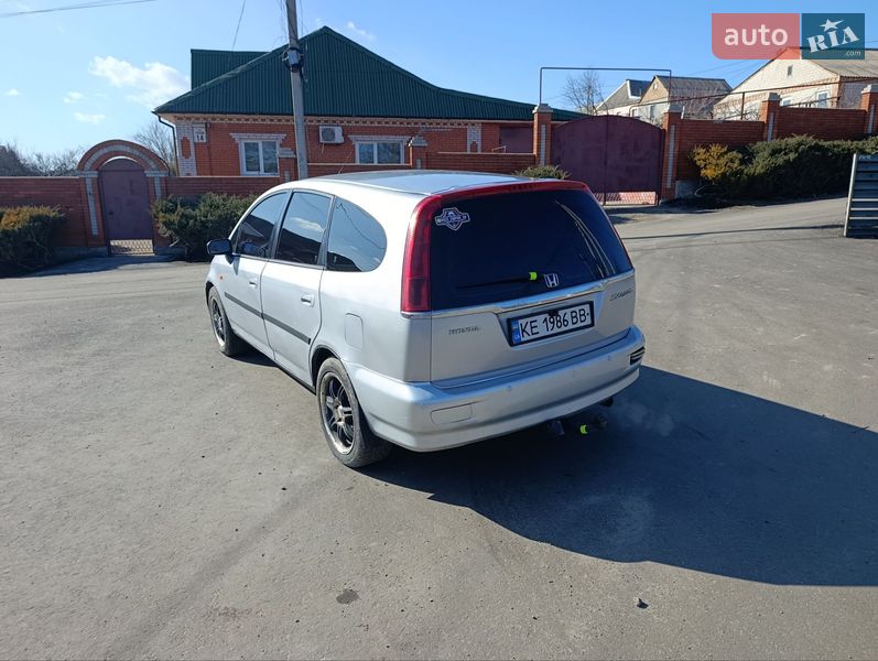 Мінівен Honda Stream 2002 в Дніпрі