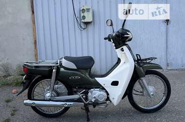 Мопеди Honda Super Cub 50 2015 в Дніпрі