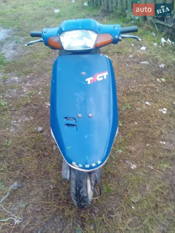 Honda Tact AF-16 2005