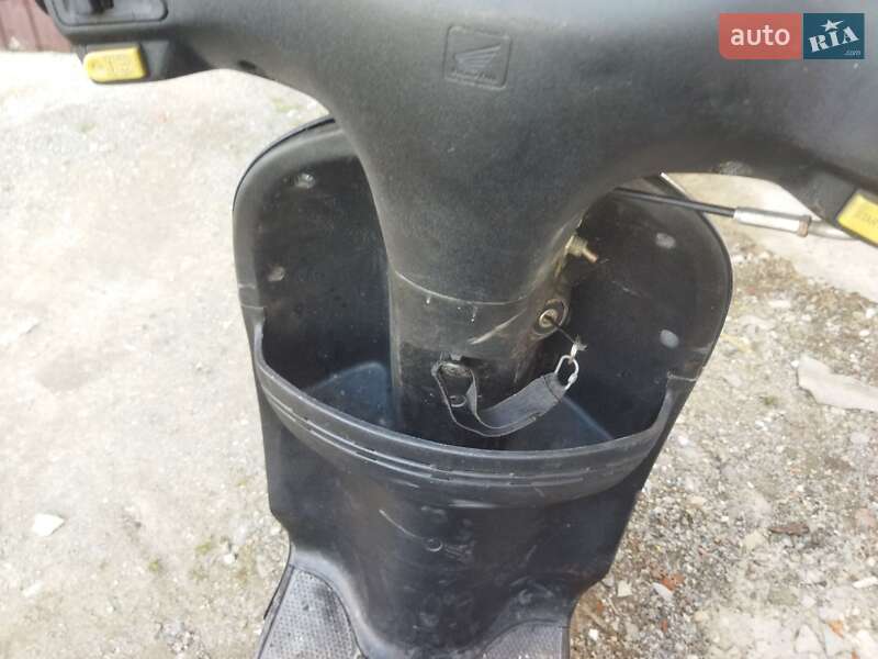 Вантажні моторолери, мотоцикли, скутери, мопеди Honda Tact AF-51 2000 в Дунаївцях