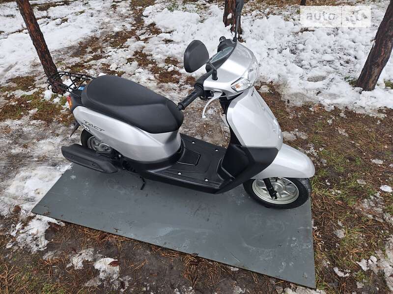 Honda Tact AF-75 2015