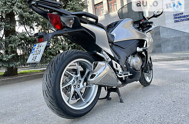 Мотоцикл Спорт-туризм Honda VFR 1200F 2010 в Одесі