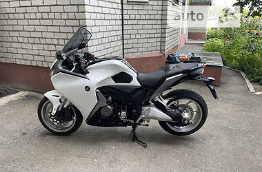 Мотоцикл Спорт-туризм Honda VFR 1200F 2010 в Кременчуге