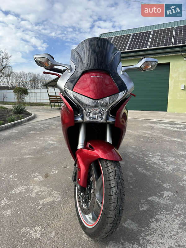 Мотоцикл Спорт-туризм Honda VFR 1200F 2010 в Бобринце