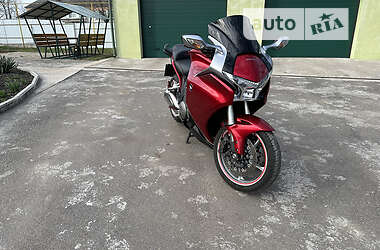 Мотоцикл Спорт-туризм Honda VFR 1200F 2010 в Бобринце