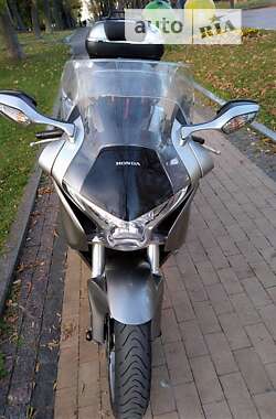 Мотоцикл Спорт-туризм Honda VFR 1200F 2010 в Киеве