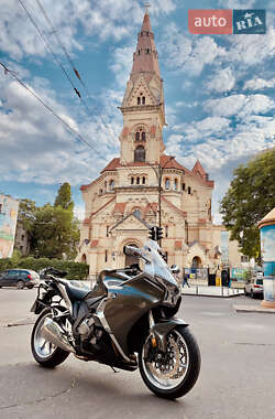 Мотоцикл Спорт-туризм Honda VFR 1200F 2014 в Одесі