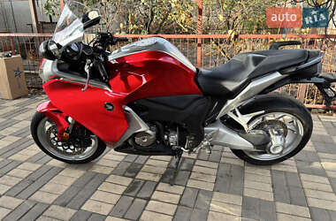 Мотоцикл Спорт-туризм Honda VFR 1200F 2012 в Одесі