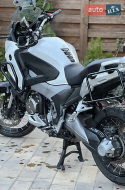 Мотоцикл Многоцелевой (All-round) Honda VFR 1200X Crosstourer 2012 в 