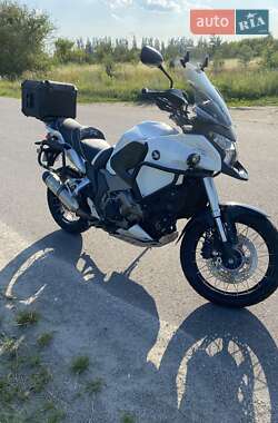Мотоцикл Туризм Honda VFR 1200X Crosstourer 2012 в 