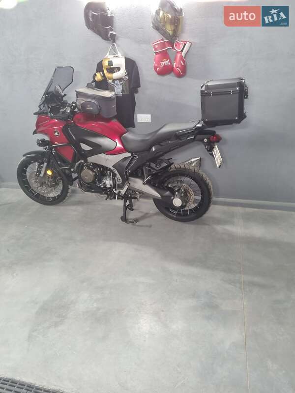 Мотоцикл Спорт-туризм Honda VFR 1200X Crosstourer 2014 в Виннице