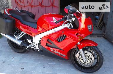 Мотоцикл Спорт-туризм Honda VFR 750F 1997 в Киеве